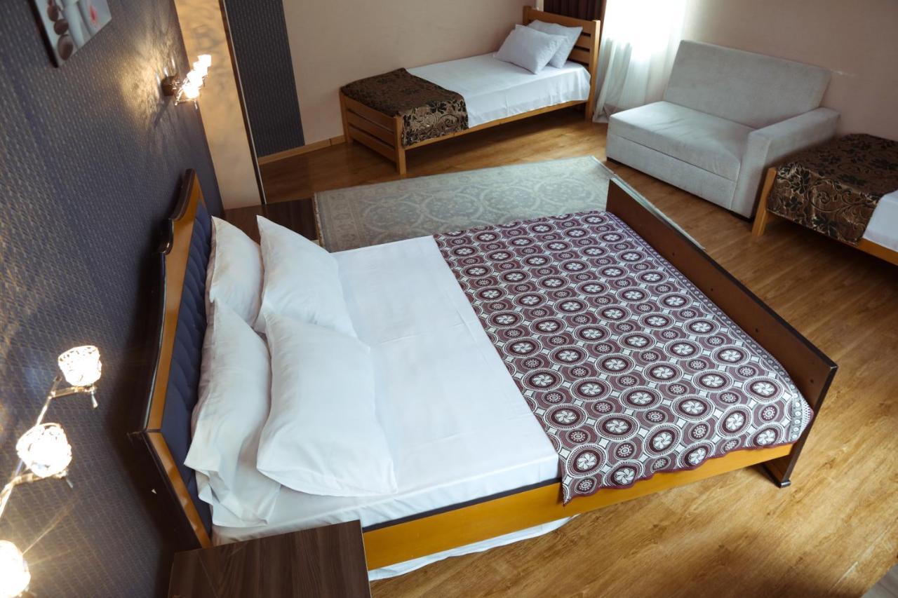 Guest House Borjomi Luaran gambar