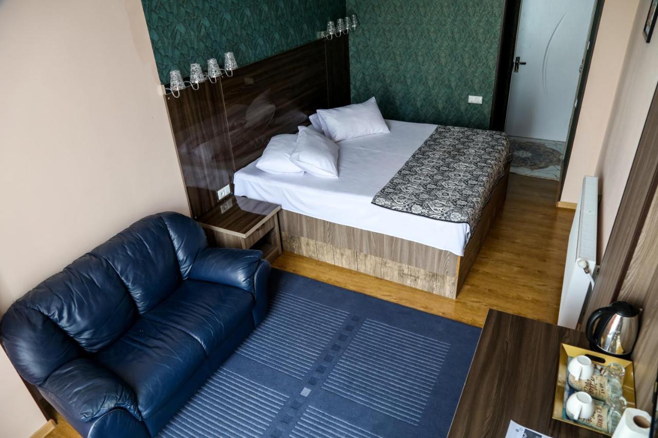 Guest House Borjomi Luaran gambar