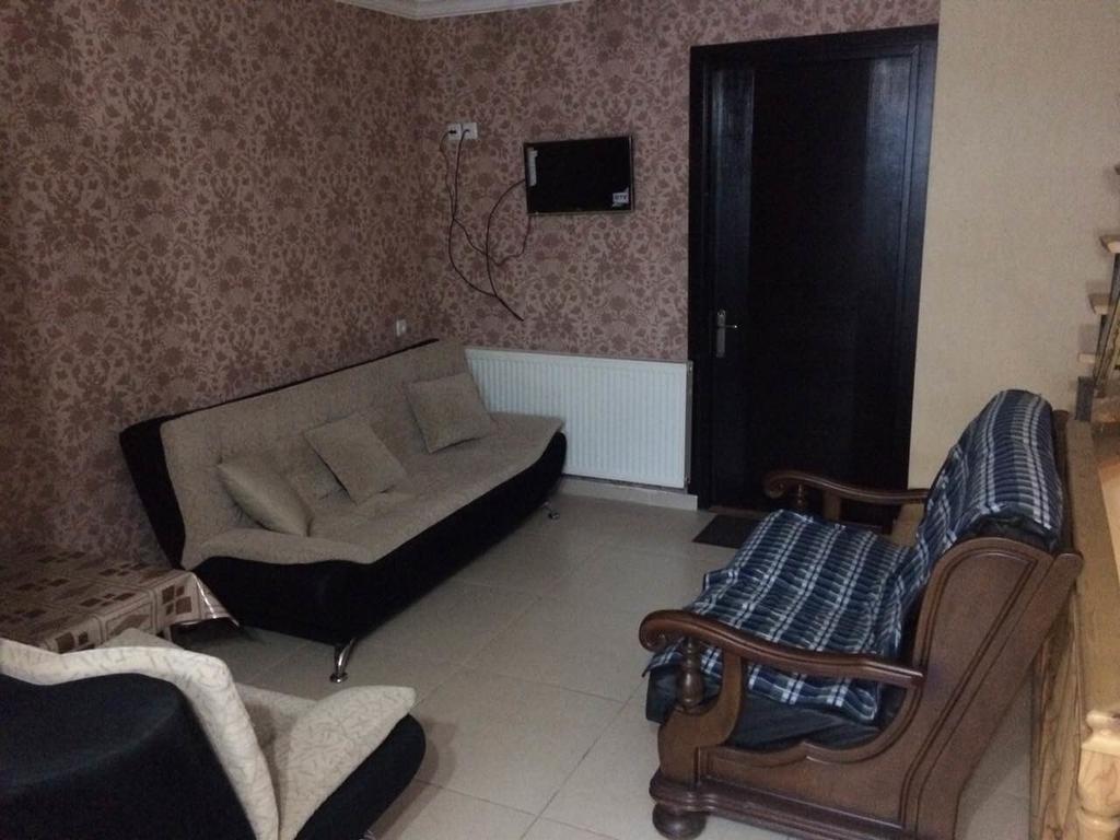 Guest House Borjomi Luaran gambar