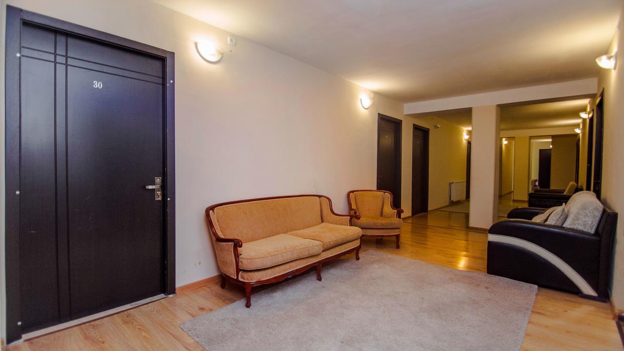Guest House Borjomi Luaran gambar