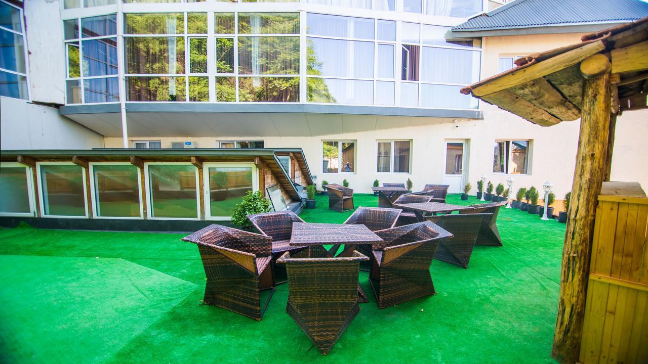 Guest House Borjomi Luaran gambar