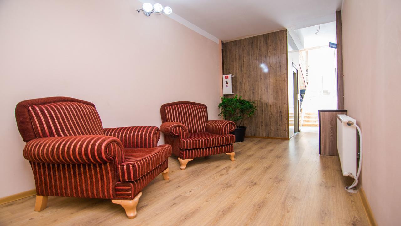 Guest House Borjomi Luaran gambar