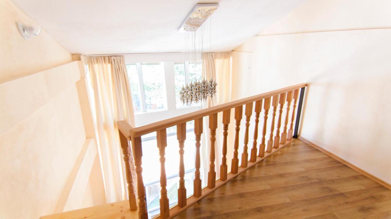 Guest House Borjomi Luaran gambar