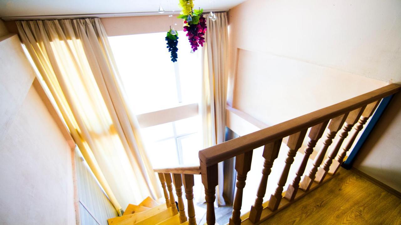 Guest House Borjomi Luaran gambar