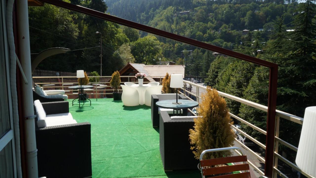 Guest House Borjomi Luaran gambar